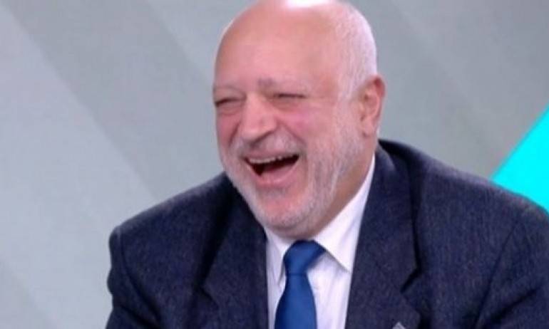  Велислав Минеков 